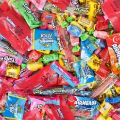 Candy Assortment - Famous Brand 3.5 lbs (200 Approx)